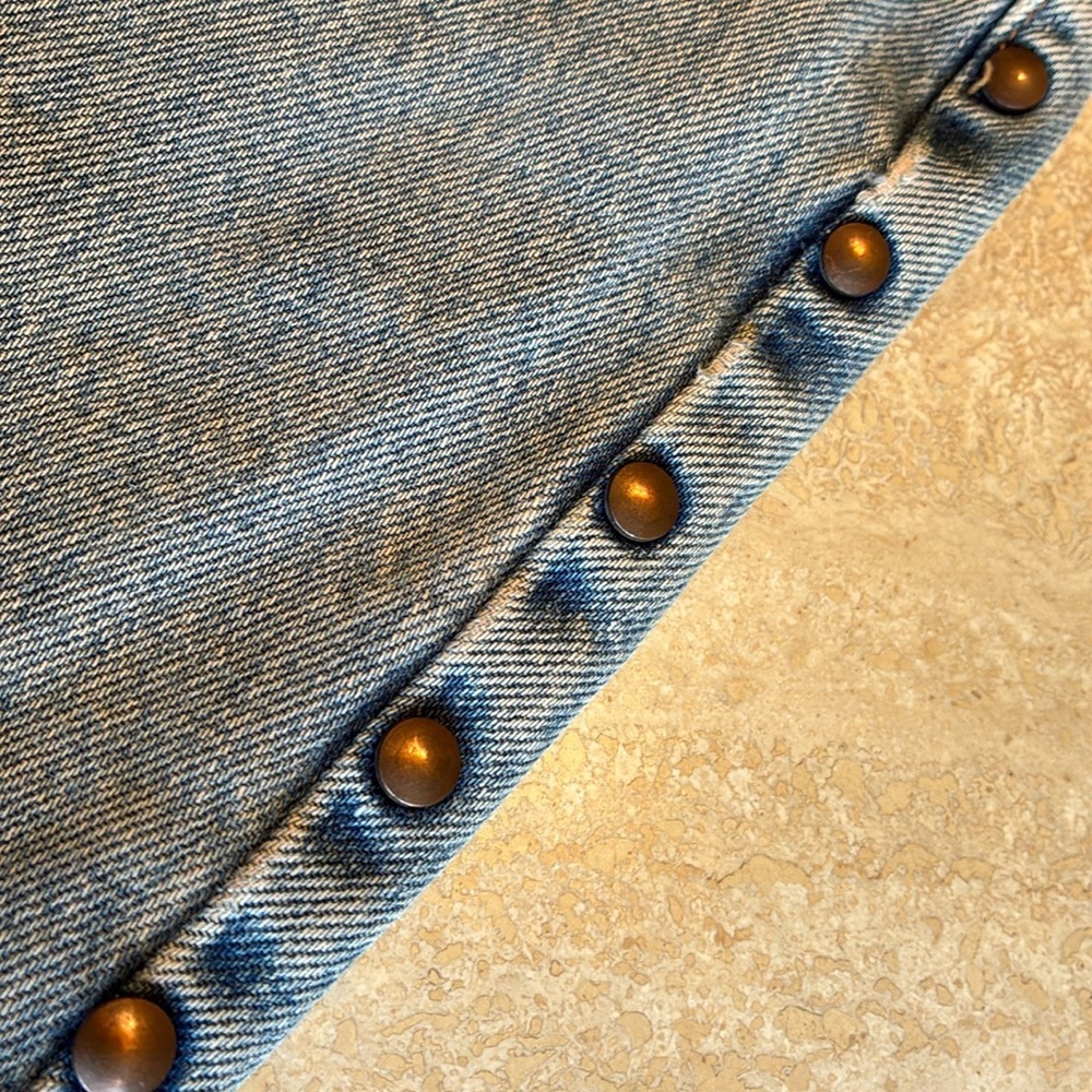LONDONJEAN Studded & Stone washed blue jeans, hi rise, 5 pockets. 6 EUC VTG - Picture 8 of 17